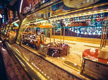 Магазин Купцов Елисеевых. Фото 2